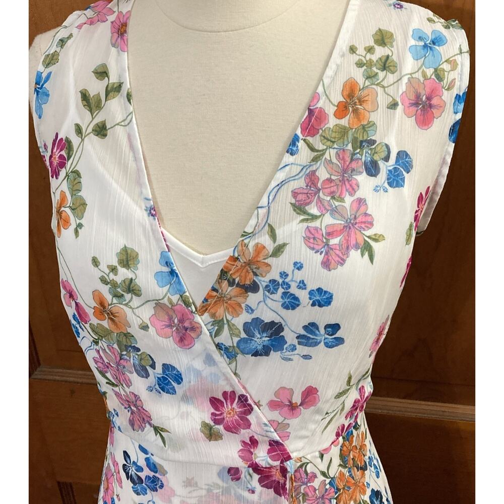 Calvin Klein Surplice Floral Print Dress Sz 6 Fairy Cottage Wedding Guest Easter - Picture 4 of 13